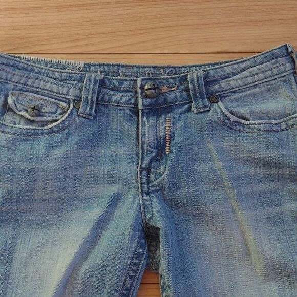 Industrial Cotton Medium Wash Denim Capri Jeans with Exposed Stitching Size 3 - Picture 3 of 13